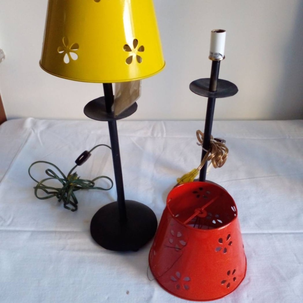 Art Shoppe Small lamps